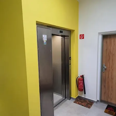 Penthouse S Terasou - Rezidencia Mineral דירה *