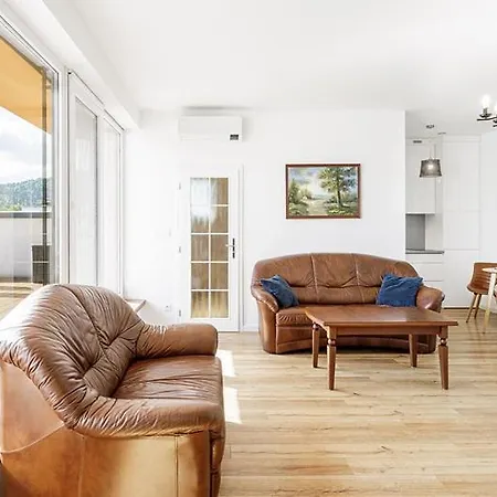 Penthouse Rezidencia Minerál S Terasou Appartamento